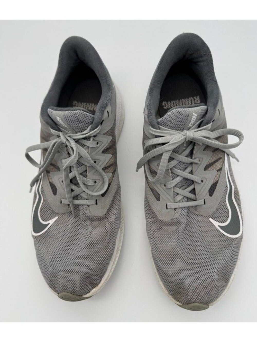 Nike Quest 3 Running Shoes CD0230-003 Light Smoke Grey Sneakers Men's 9.5 - Picture 4 of 11